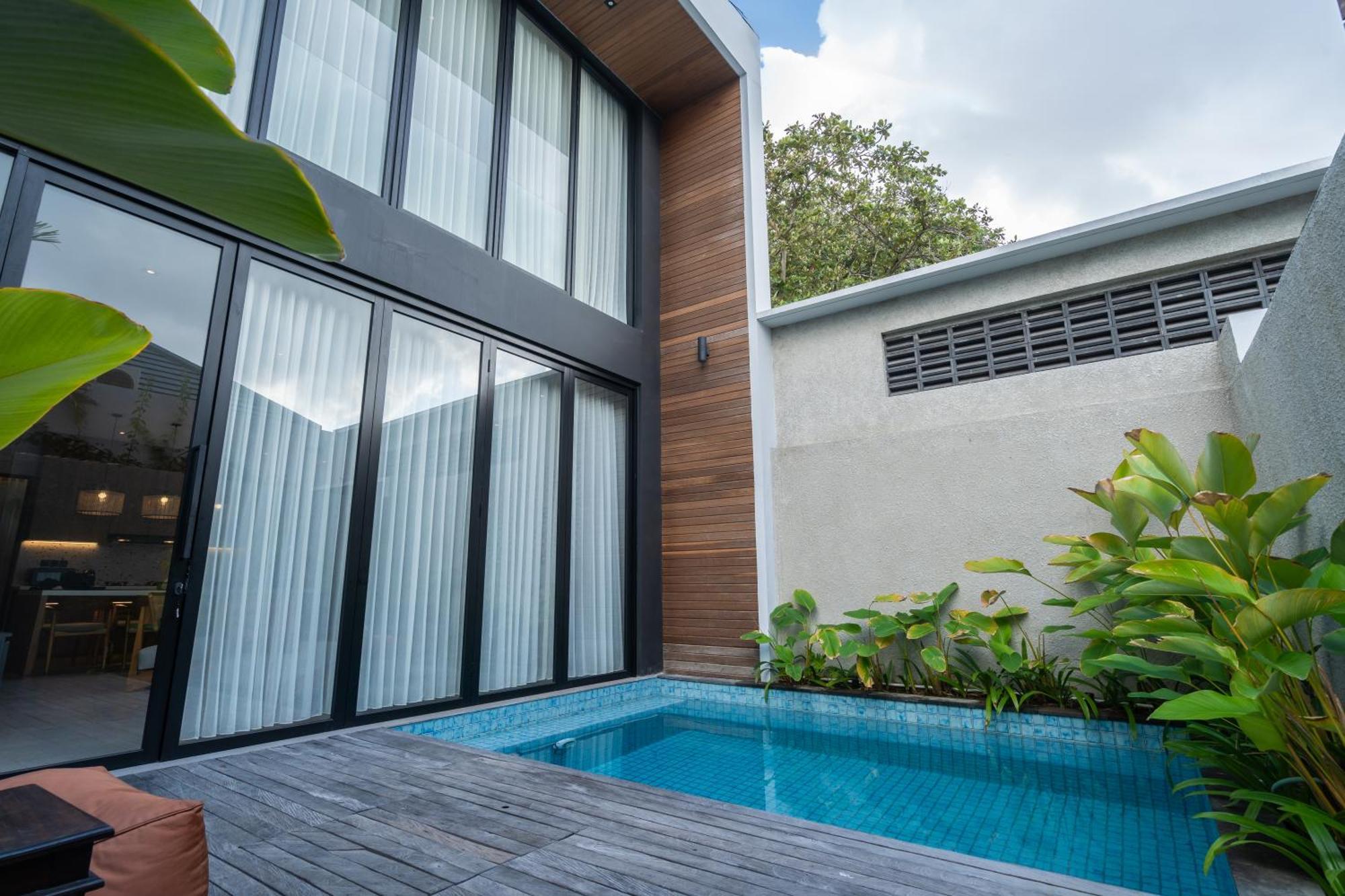 3brd Modern Close To The In